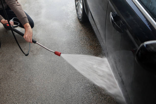 Professional Pressure Washing in Lake Belvedere Estates, FL